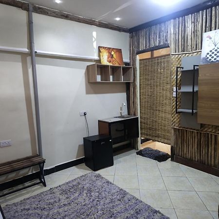 Babajay Family Home Dar es Salaam Esterno foto