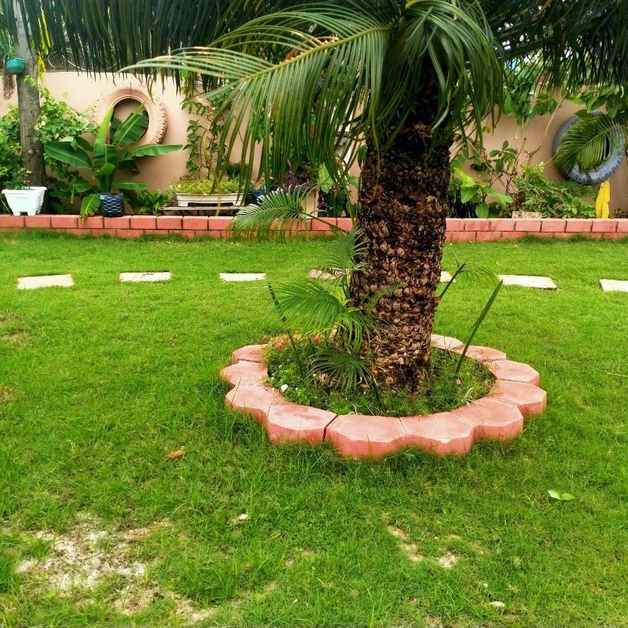 Babajay Family Home Dar es Salaam Esterno foto