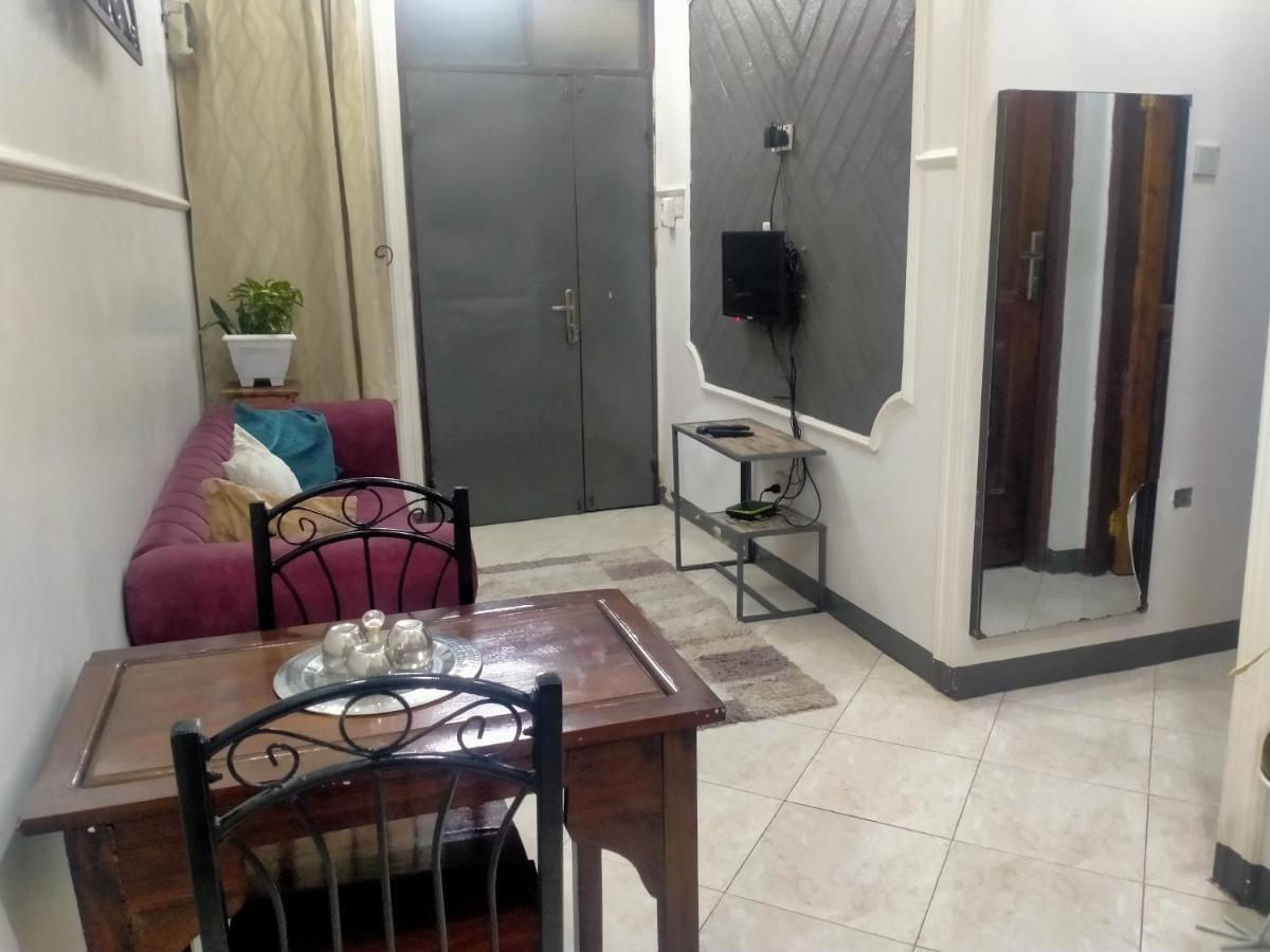 Babajay Family Home Dar es Salaam Esterno foto