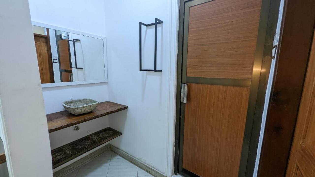 Babajay Family Home Dar es Salaam Esterno foto