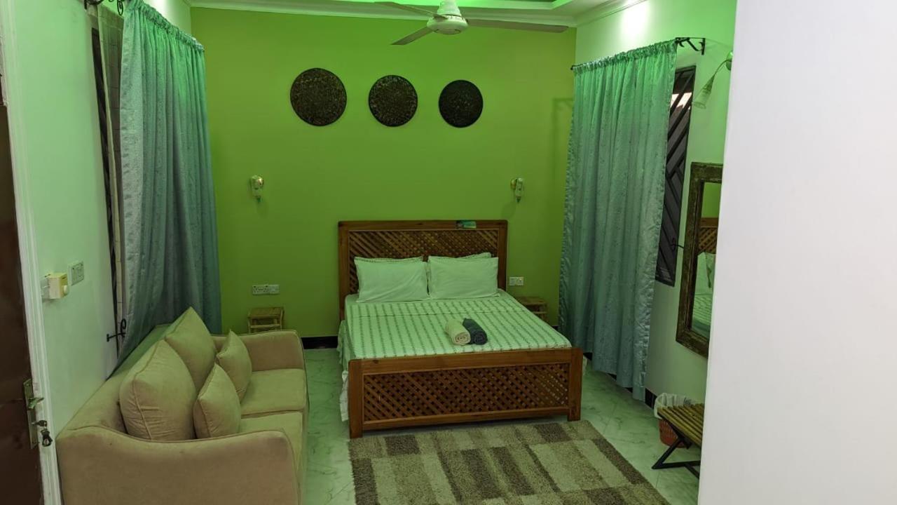 Babajay Family Home Dar es Salaam Esterno foto