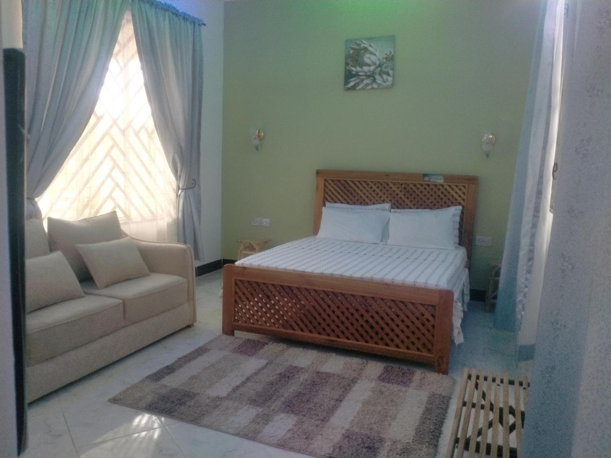 Babajay Family Home Dar es Salaam Esterno foto